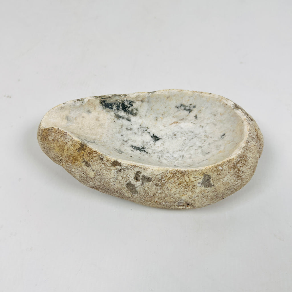 River Stone Splashed Eggshell Dotted Ash Tray