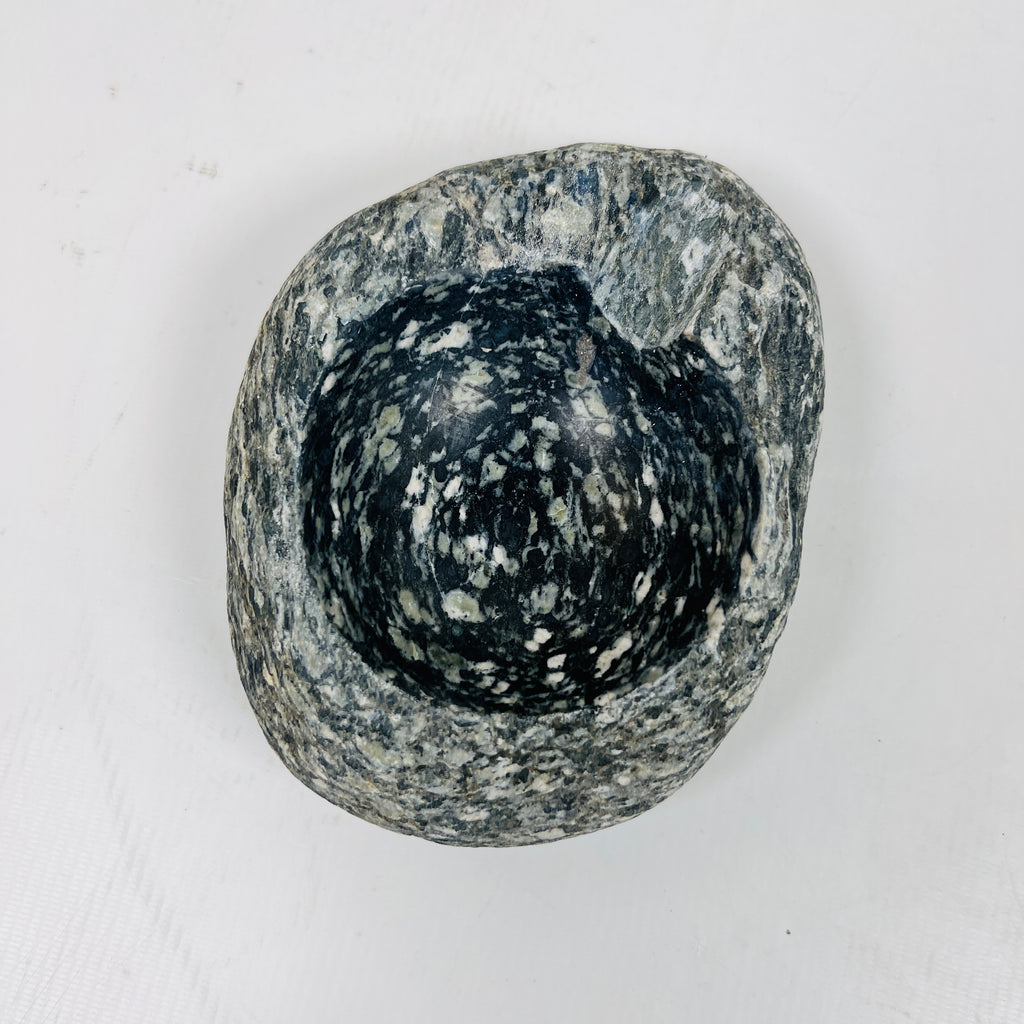 River Stone Dark grey Speckled Ash Tray