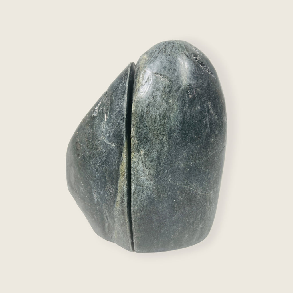 Black Riverstone Bookend