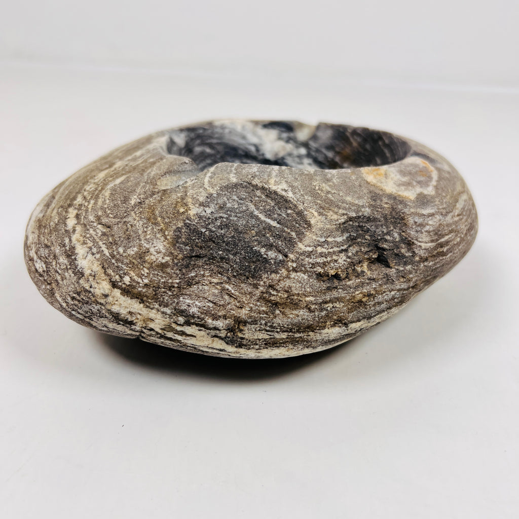 River Stone White Swirl Ash Tray