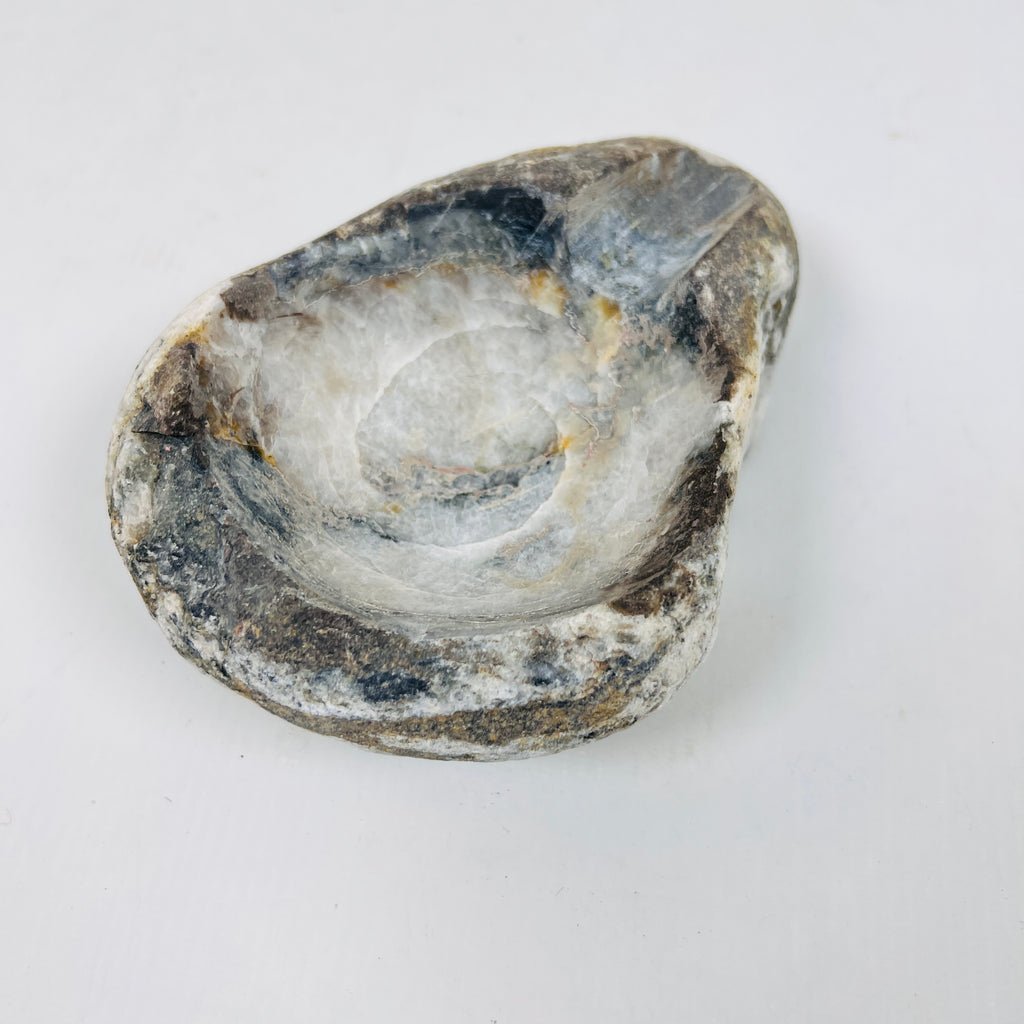 River Stone Pearl Hued Ash Tray