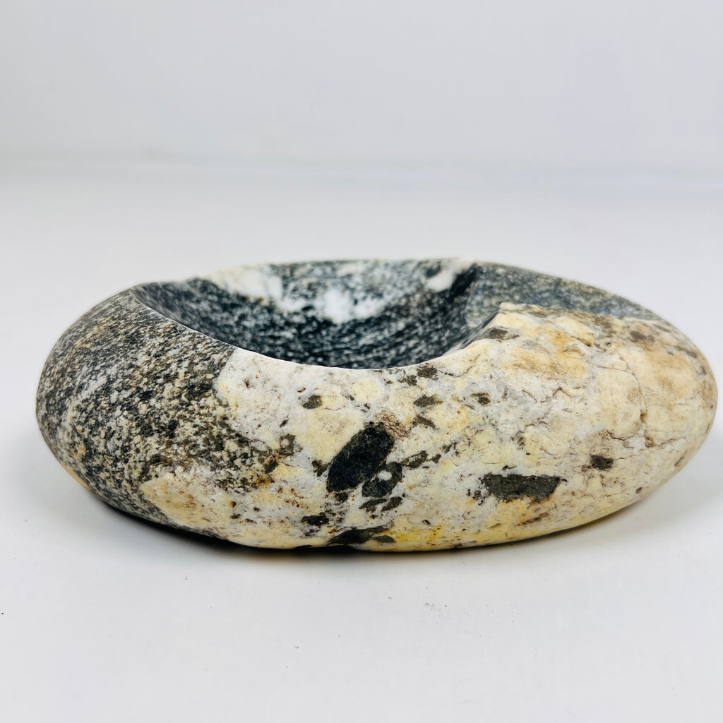 River Stone White Dipped Ash Tray