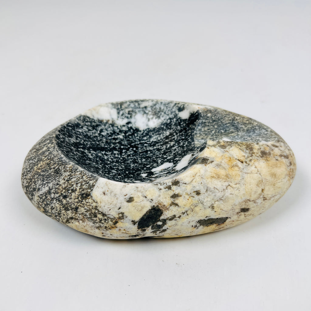 River Stone White Dipped Ash Tray