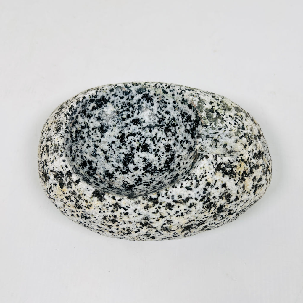 River Stone Black And White Dotted Ash Tray