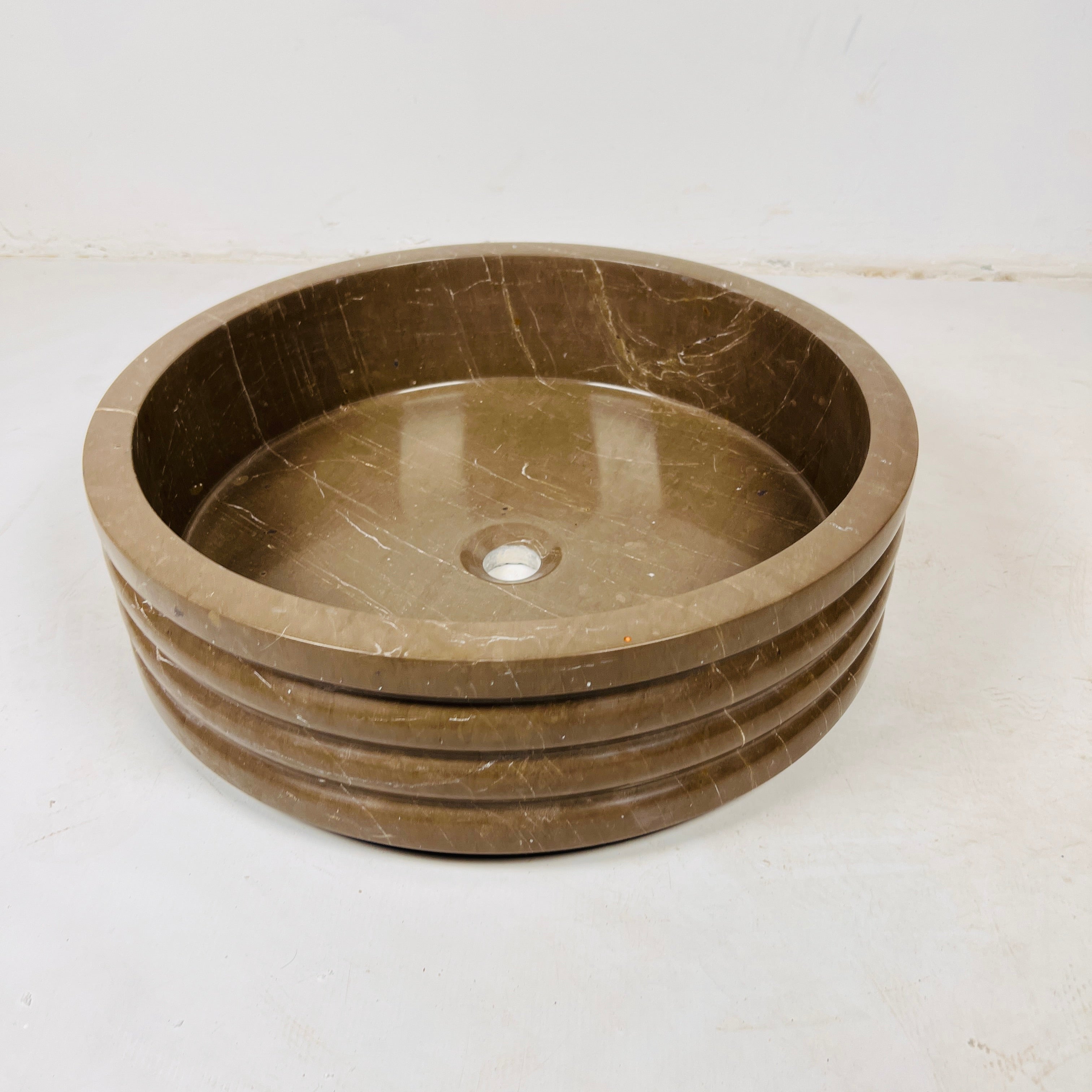 Nyra Crest Sink