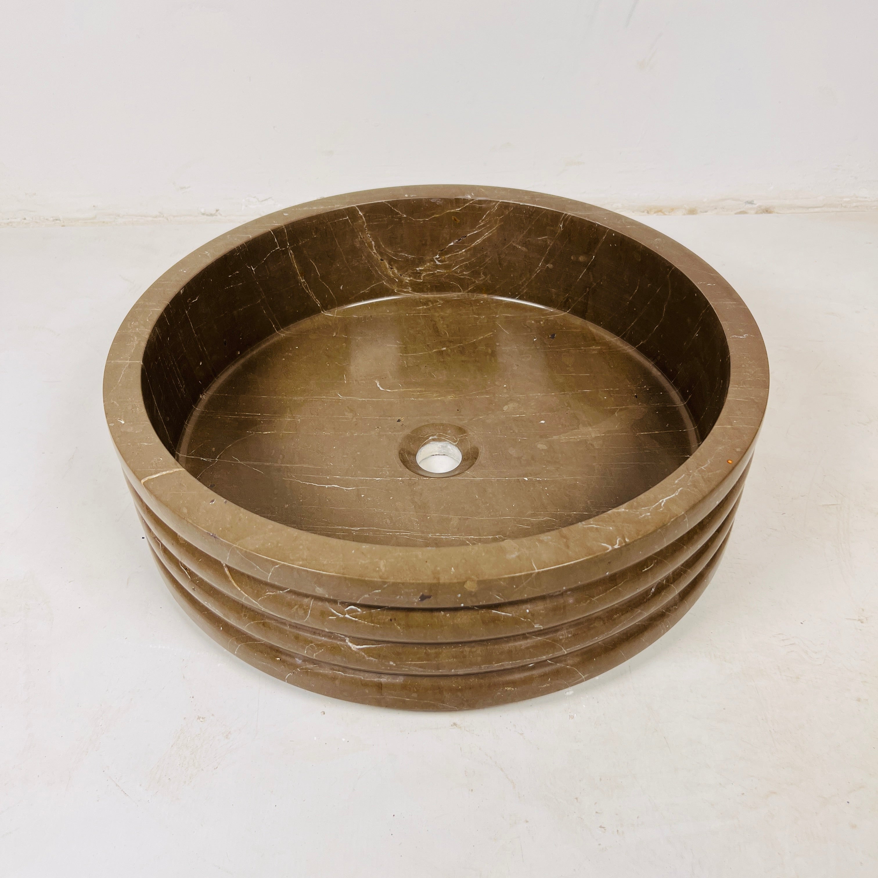 Nyra Crest Sink