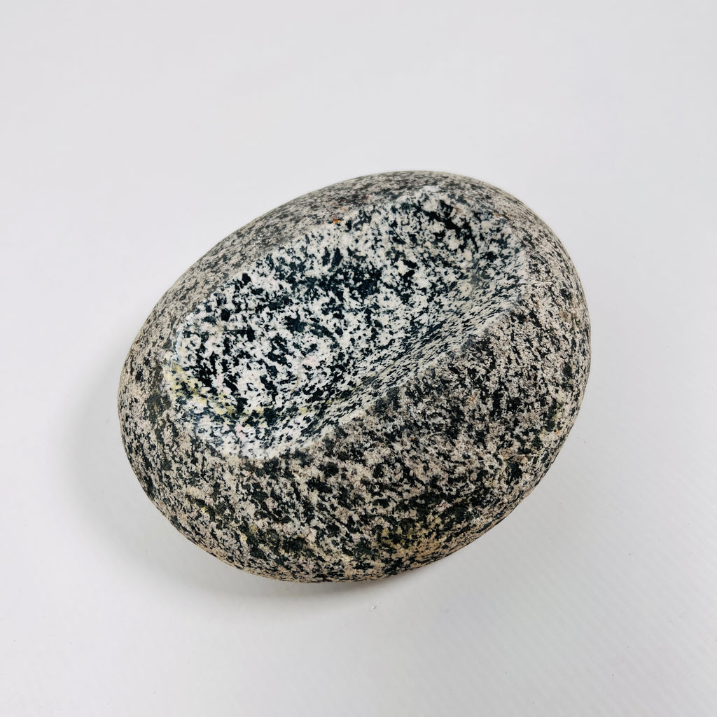 River Stone Speckled Soap Dish