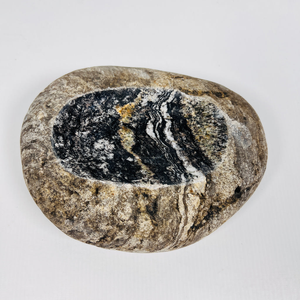 River Stone Lined Soap Dish