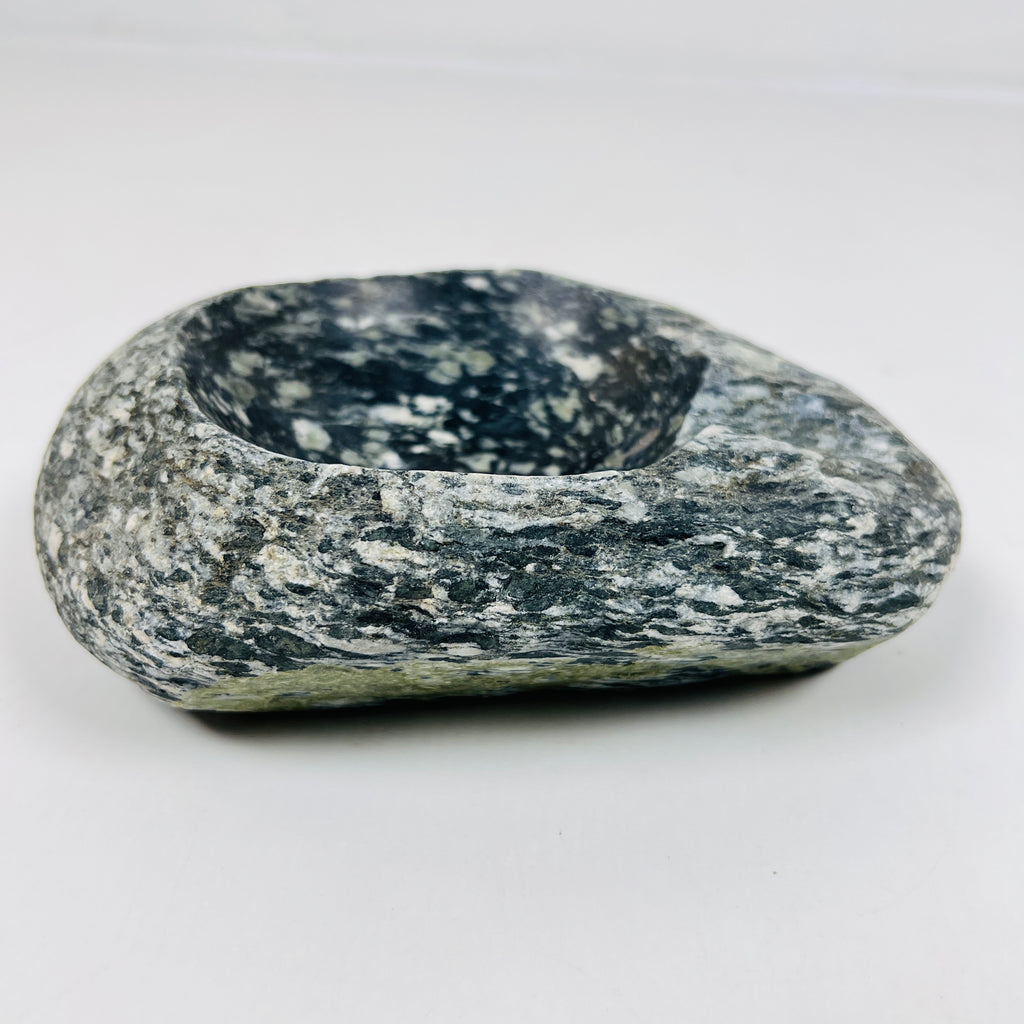 River Stone Dark grey Speckled Ash Tray