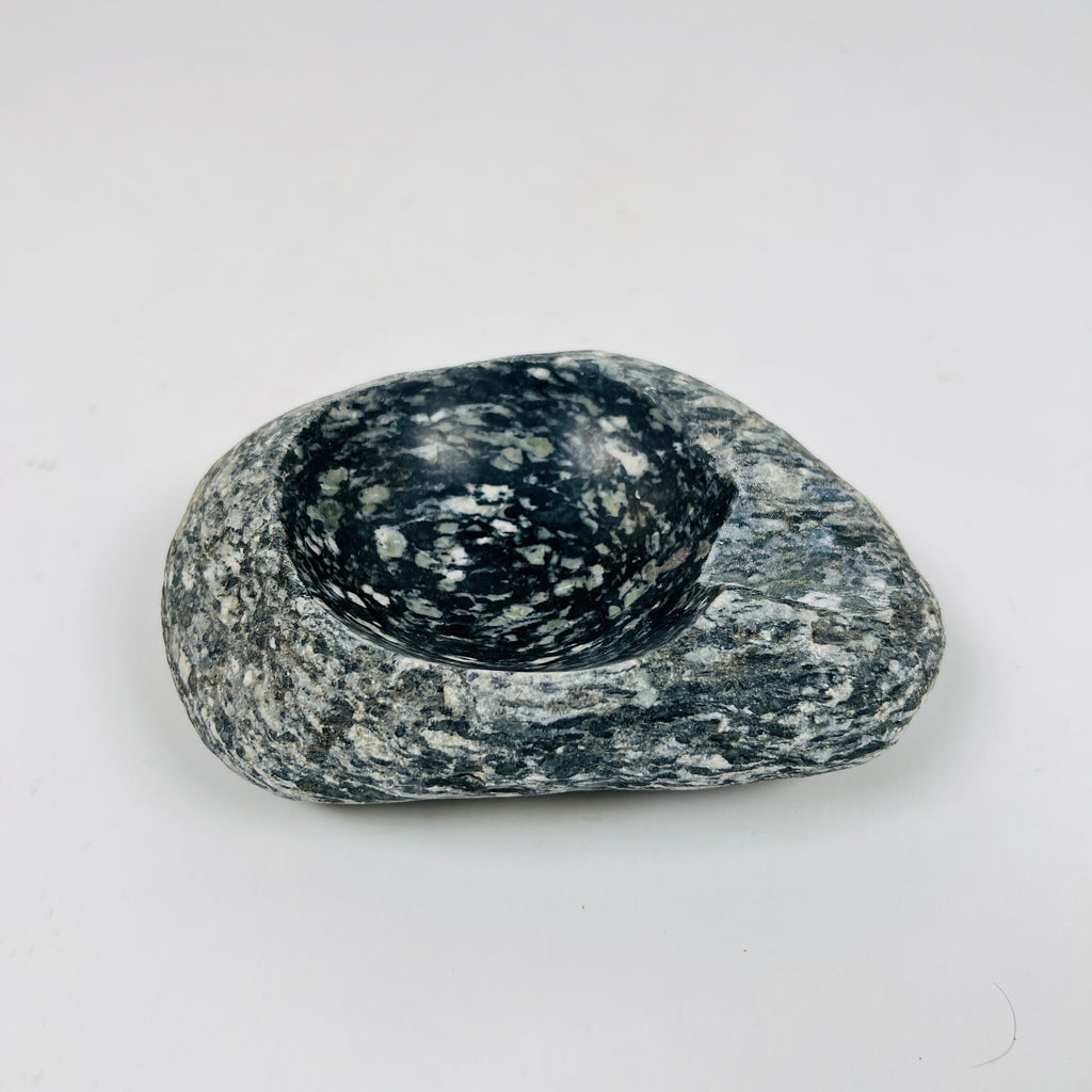 River Stone Dark grey Speckled Ash Tray