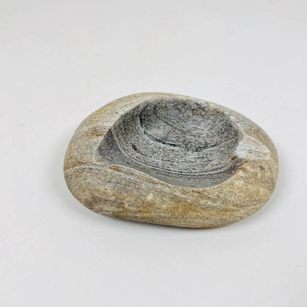 River Stone Tear Drop Ash Tray