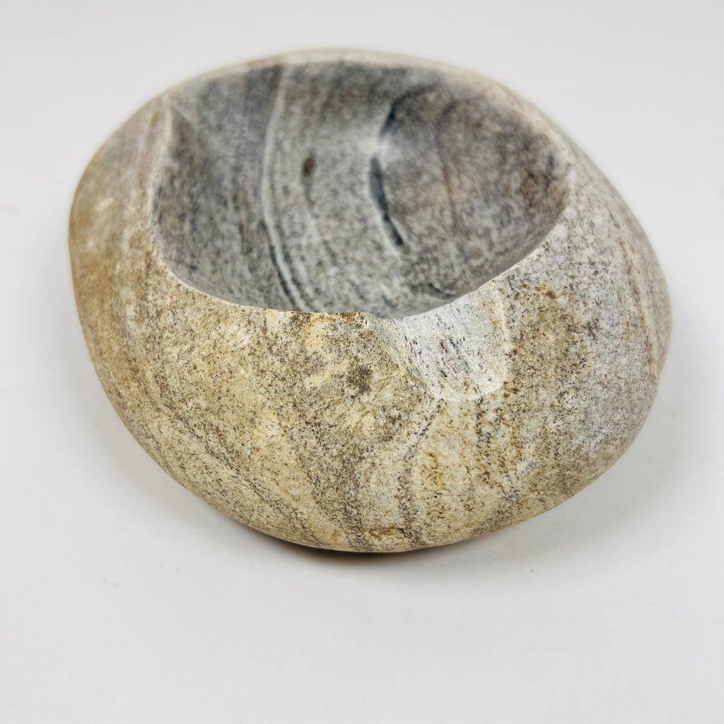 River Stone Tear Drop Ash Tray