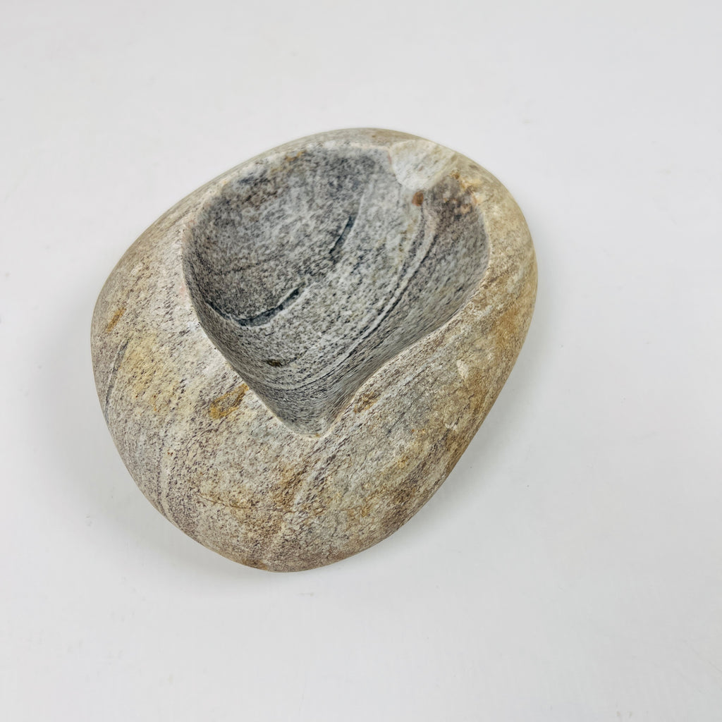 River Stone Tear Drop Ash Tray