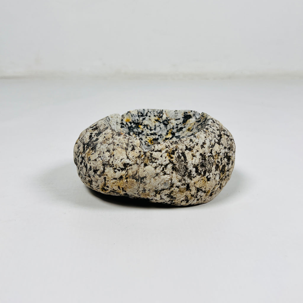 River Stone Pepper Ash Tray