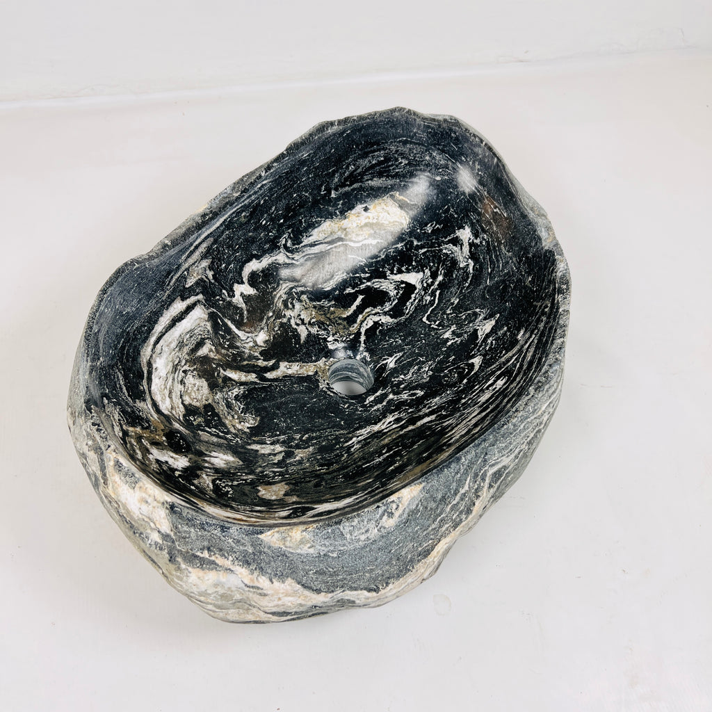 Black And White Splashed River Stone Sink