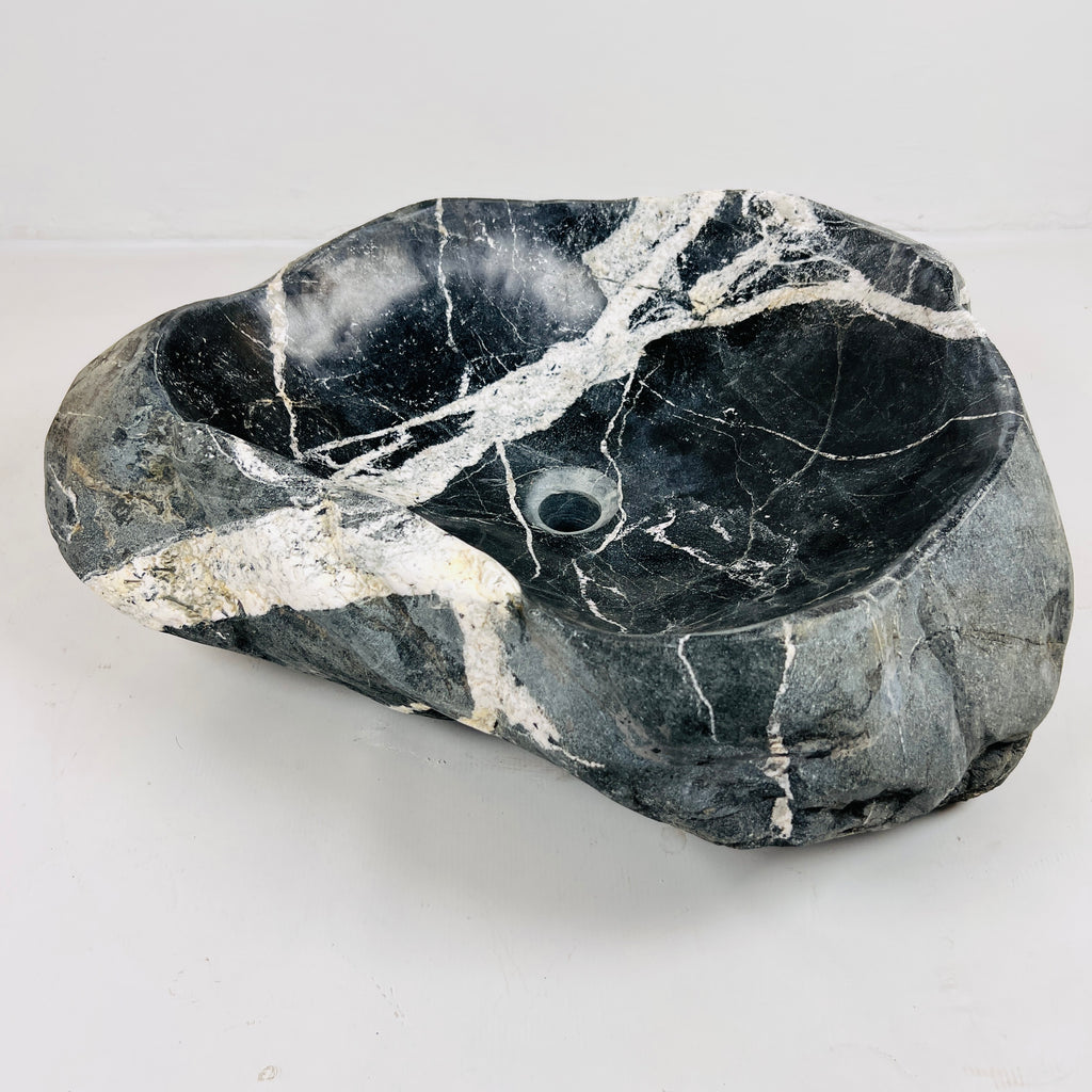 Webbed White Black River Stone Sink