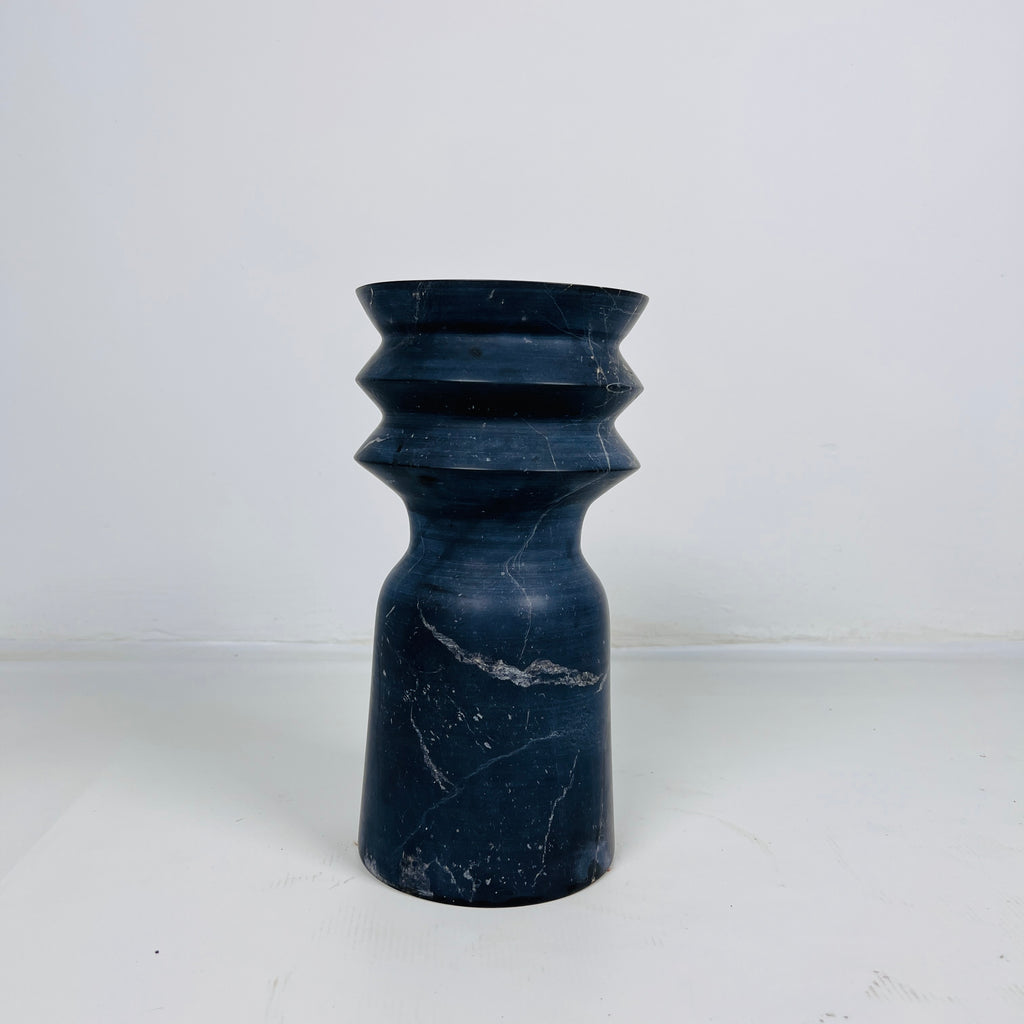 Swirl Head Black Vase