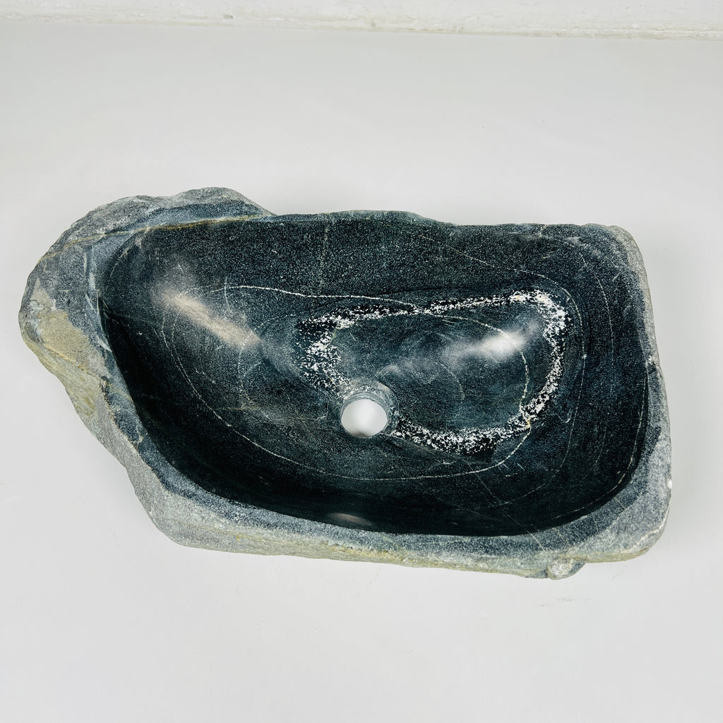 Ring Marked River Stone Sink