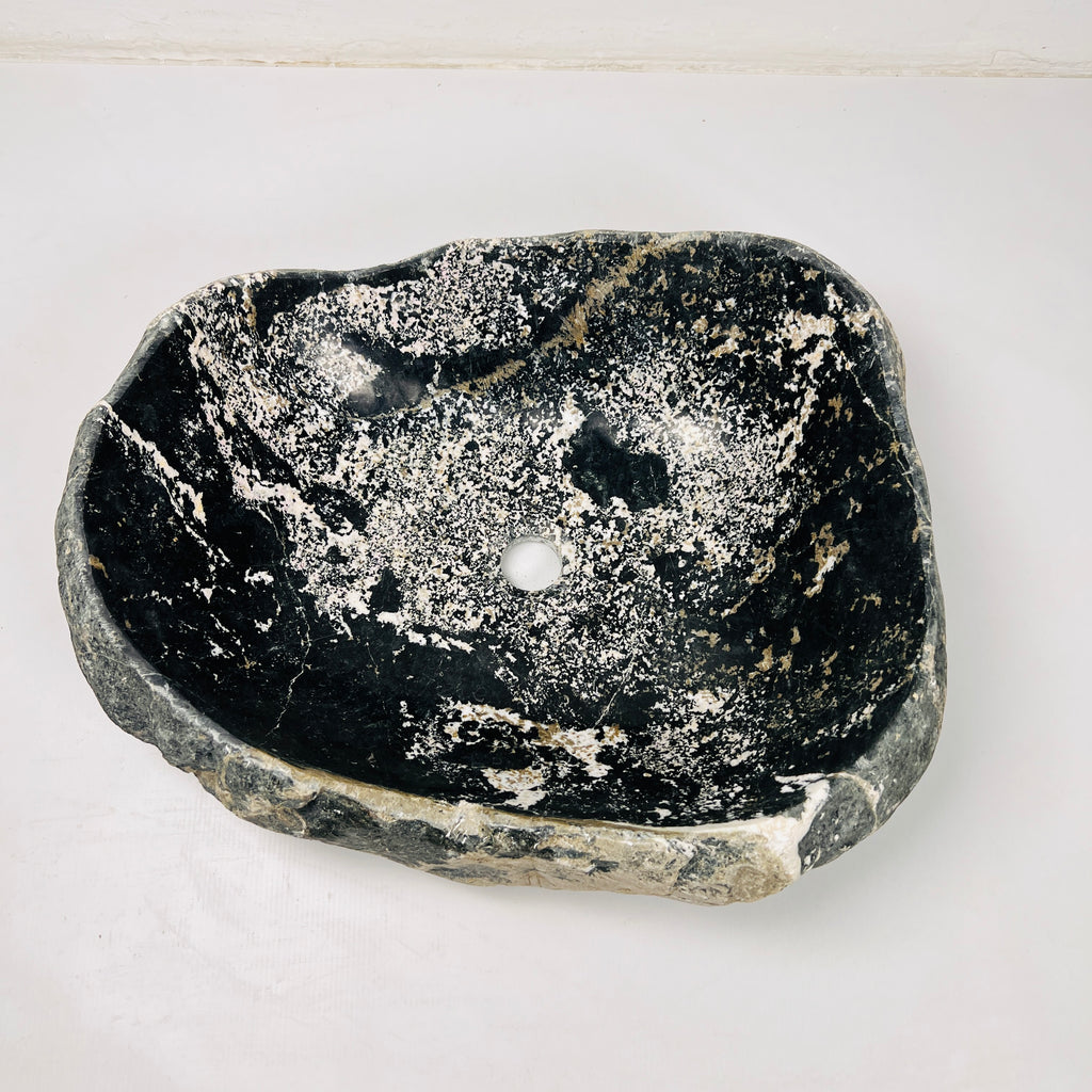 Vein Mosaic River Stone Sink