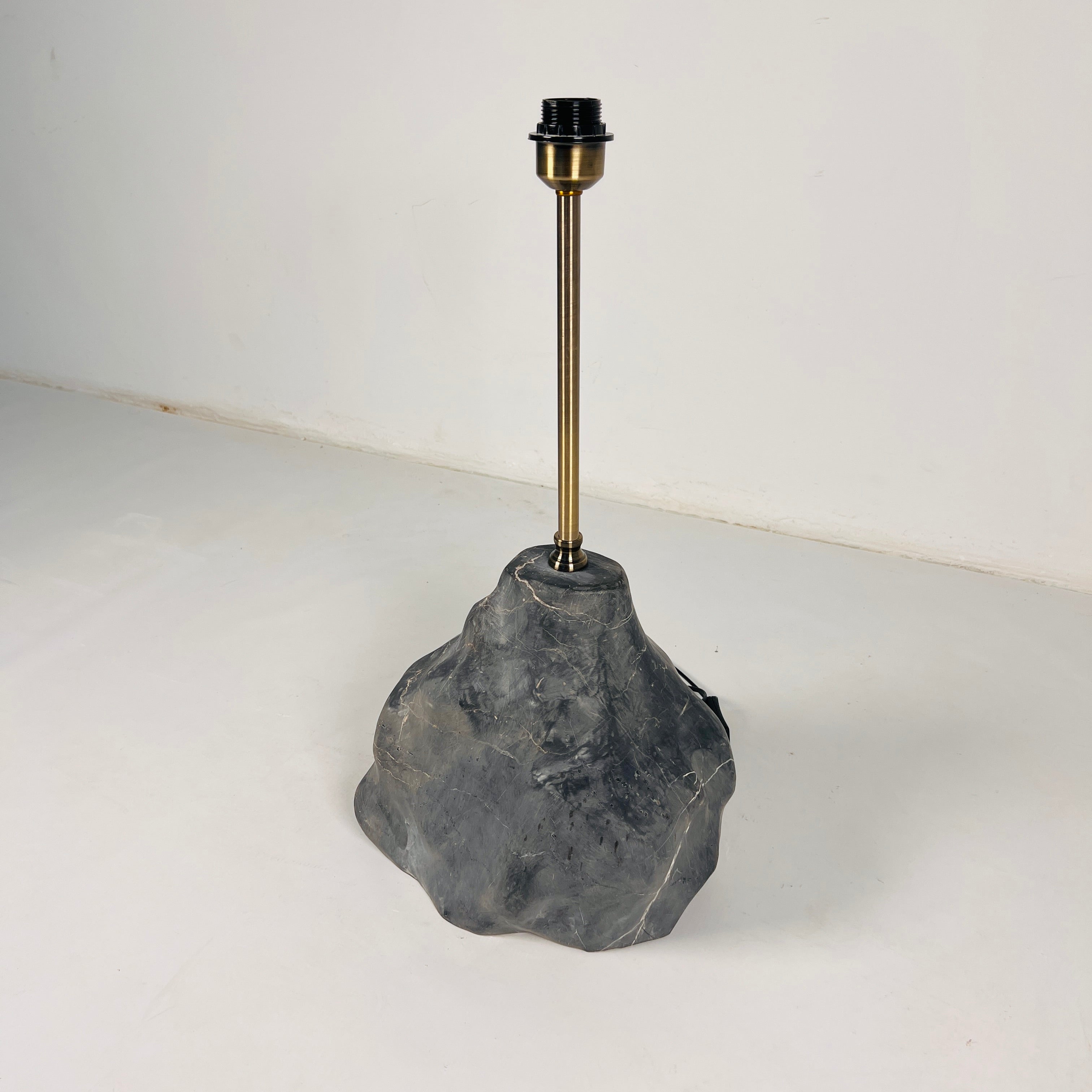 Stone Bottom Table Lamp