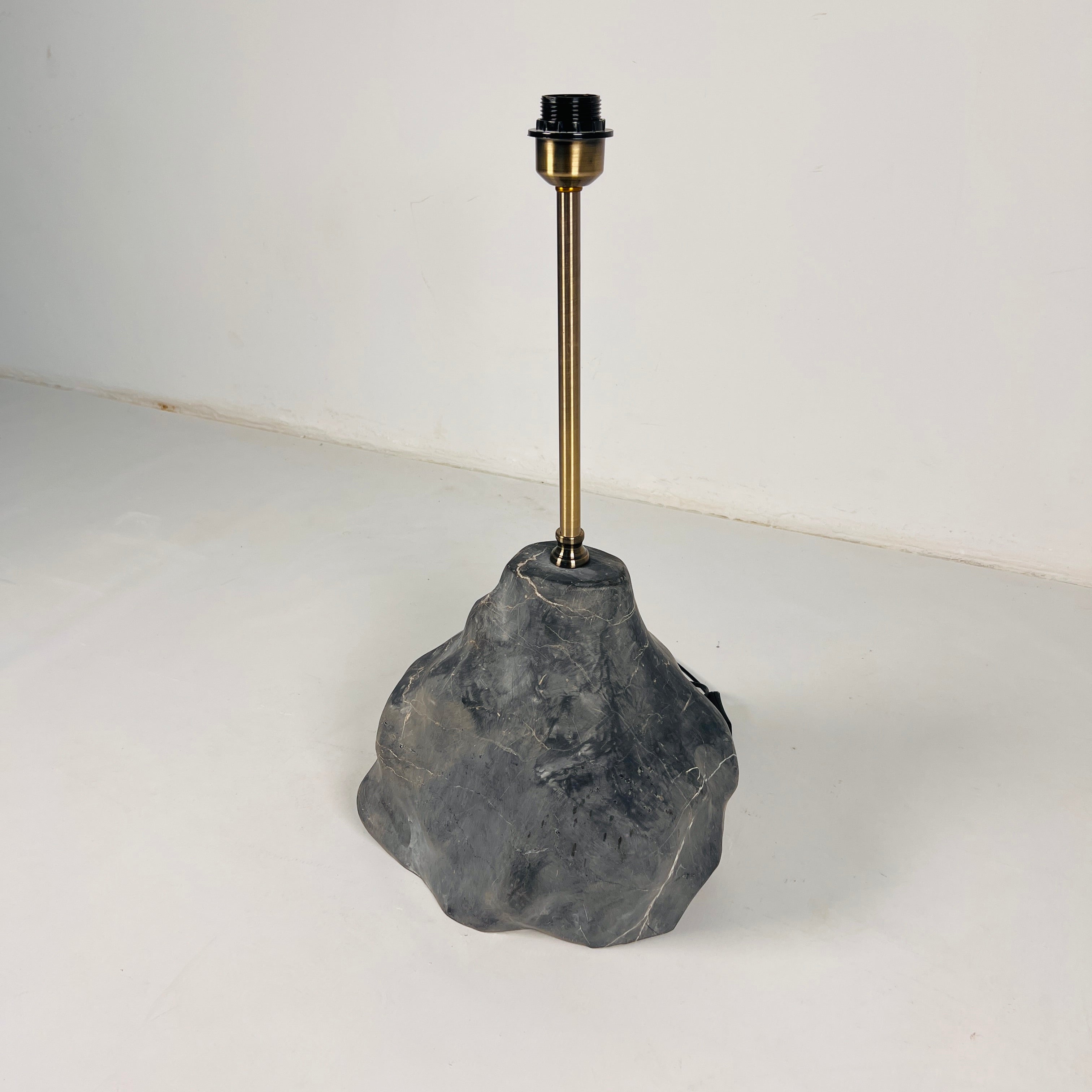 Stone Bottom Table Lamp