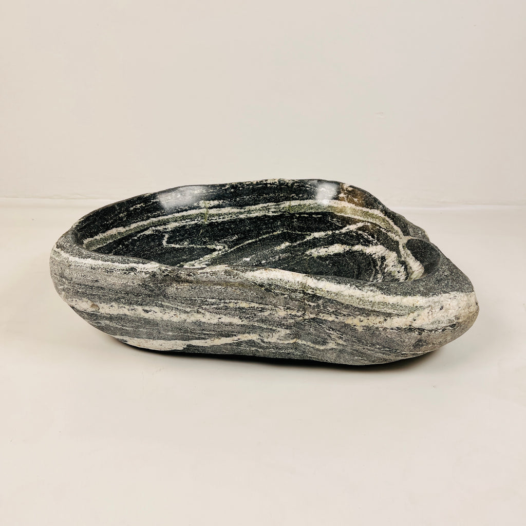 Zebra Swirled River Stone Sink