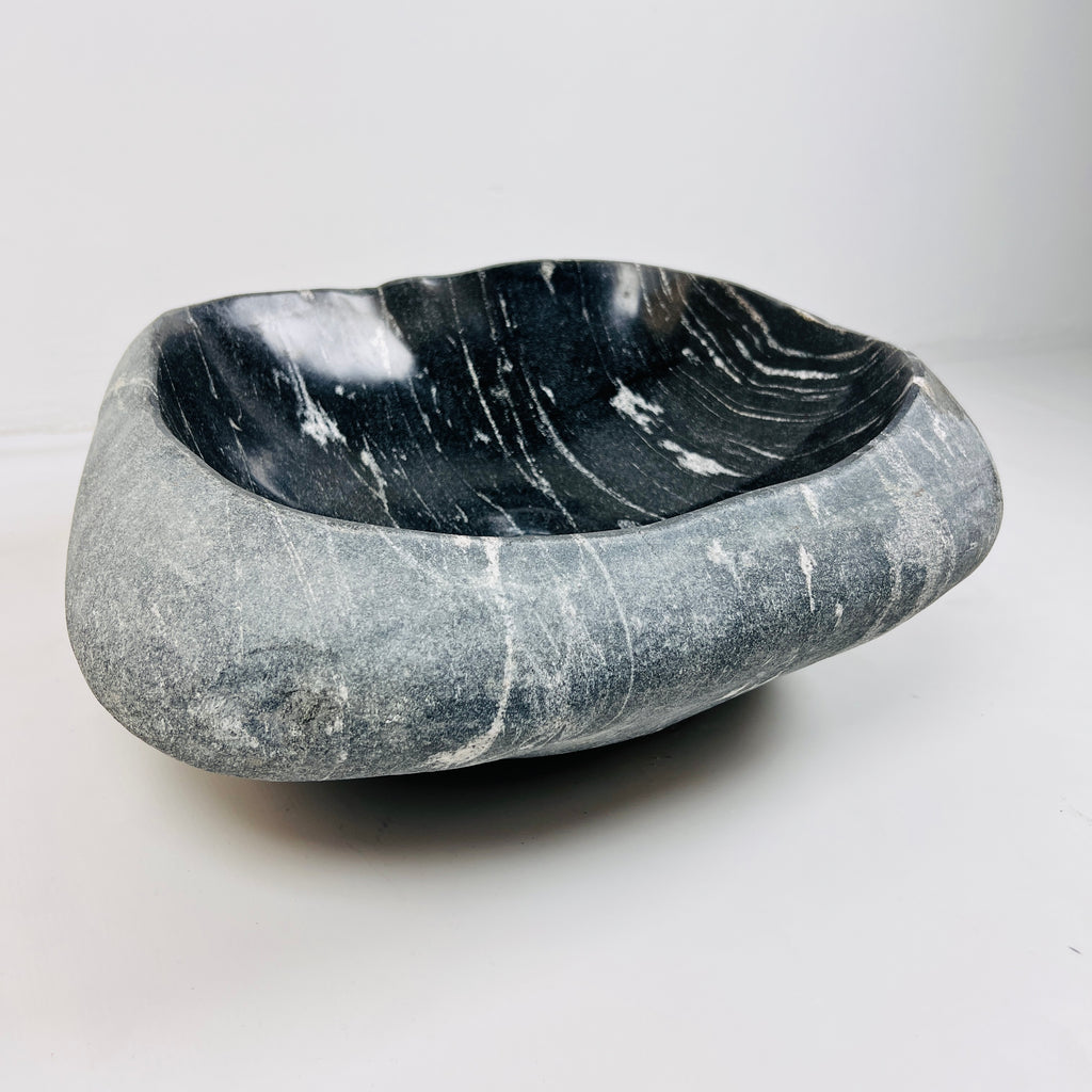 Black Shard River Stone Sink