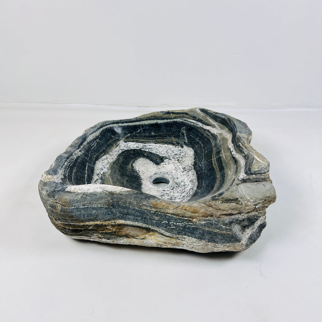 Black And White Rippled River Stone Sink