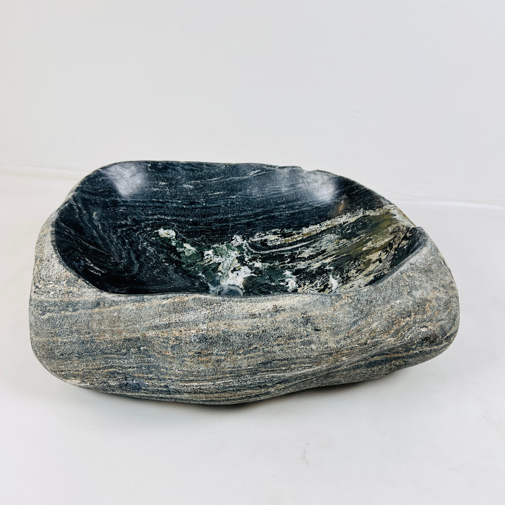 Rippled Dark Grey River Stone Sink