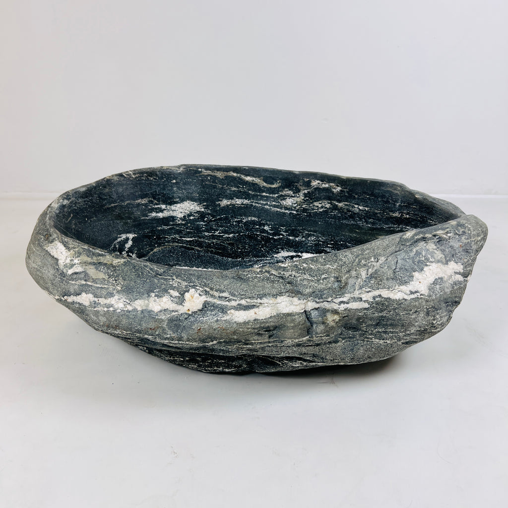 Deep White Rippled River Stone Sink