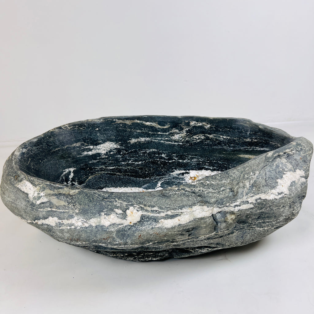 Deep White Rippled River Stone Sink