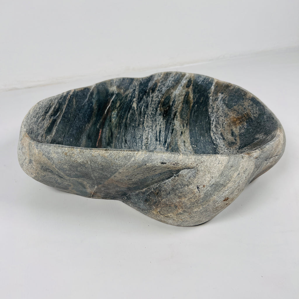 Black Brushed Irregular River Stone Sink