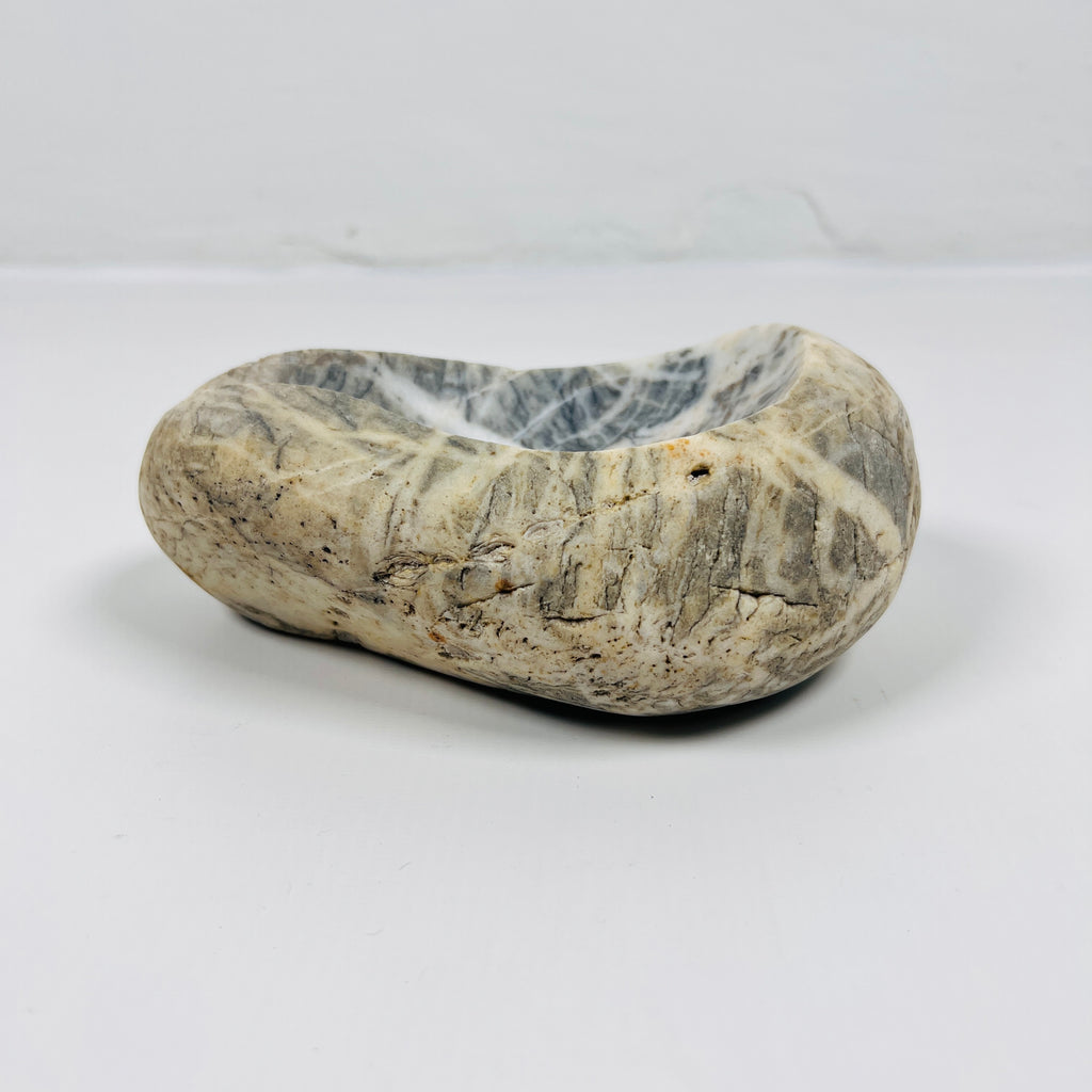 River Stone Grey Webbed Ash Tray