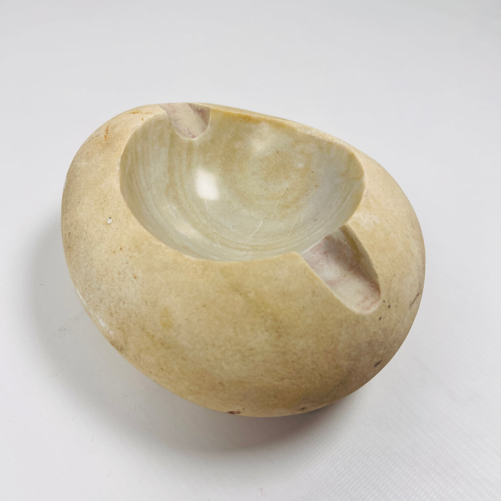 River Stone Eggshell Swirled Ash Tray