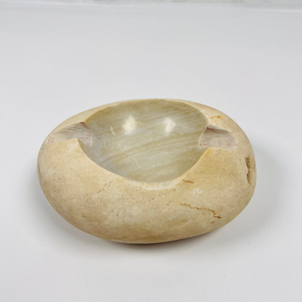 River Stone Eggshell Swirled Ash Tray