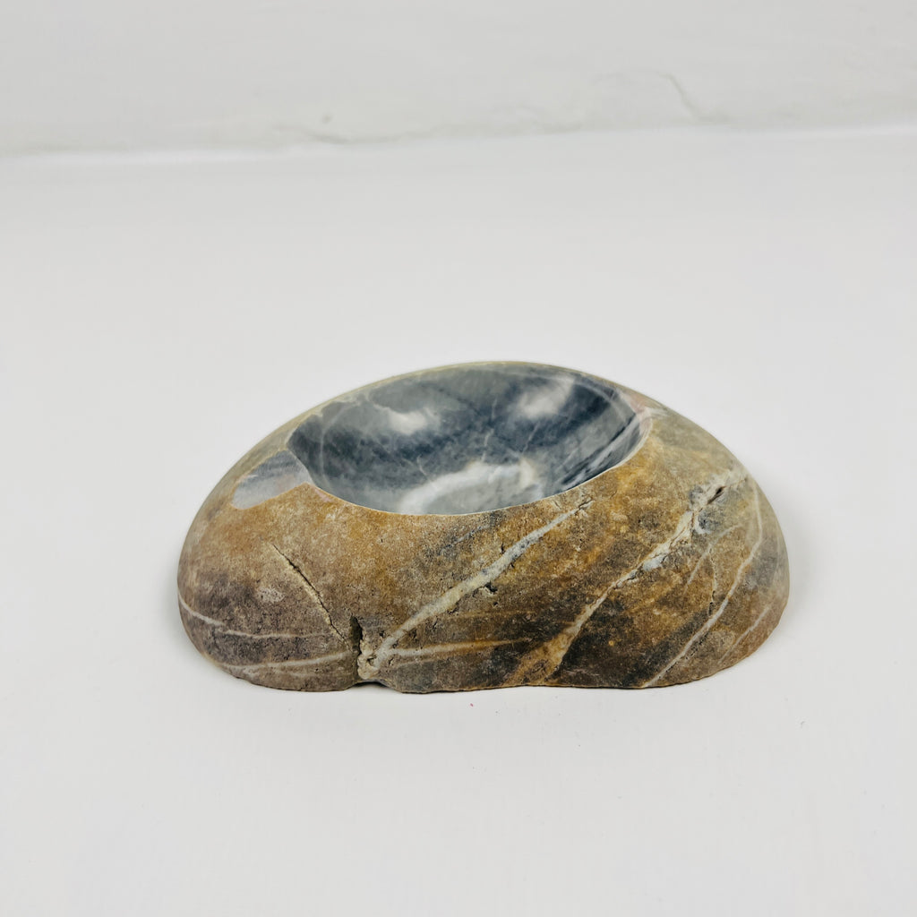 River Stone Water Ringed Ash Tray