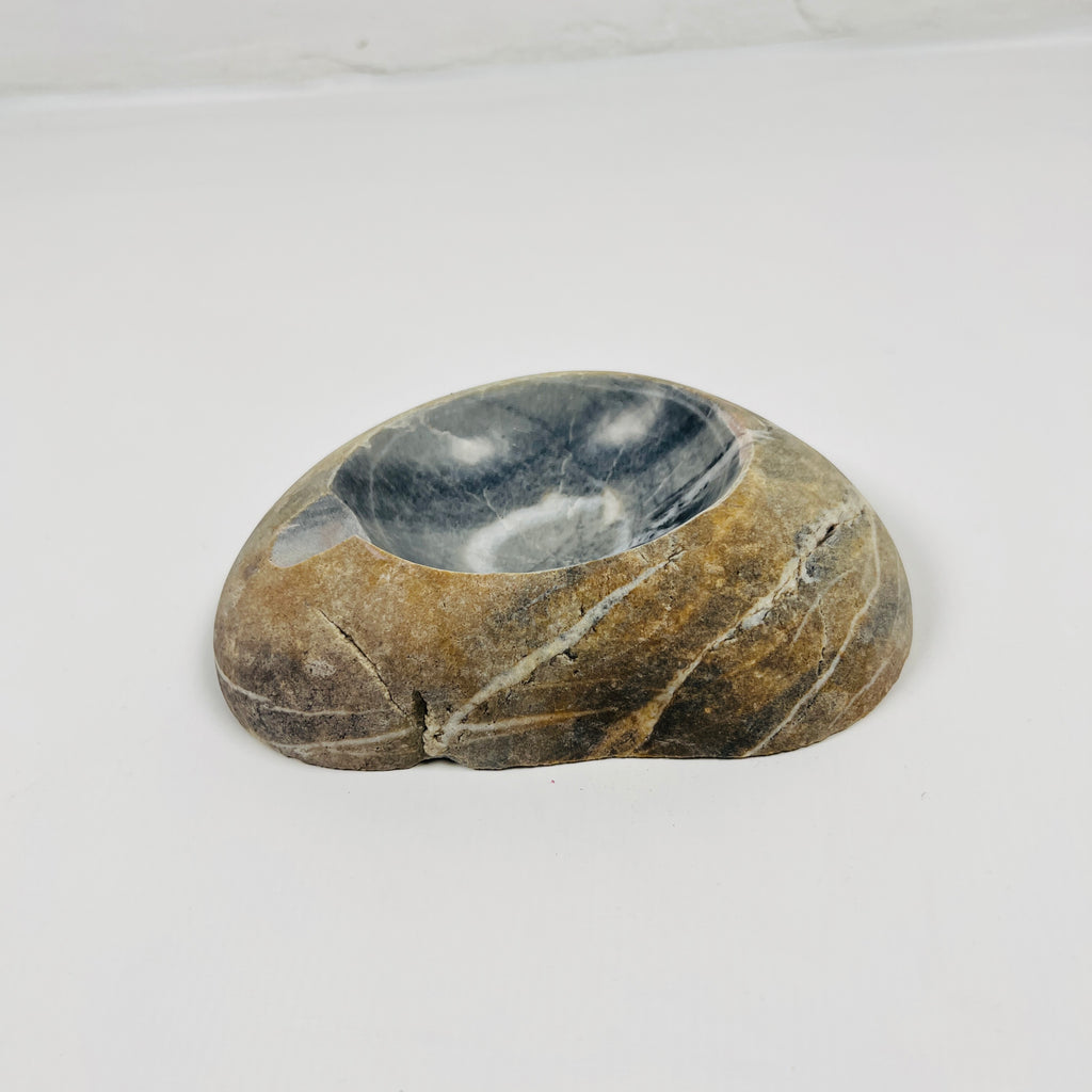 River Stone Water Ringed Ash Tray