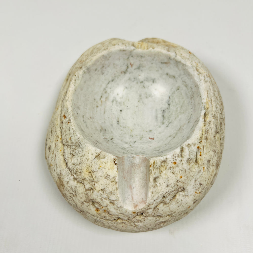 River Stone Streaked Eggshell Ash Tray