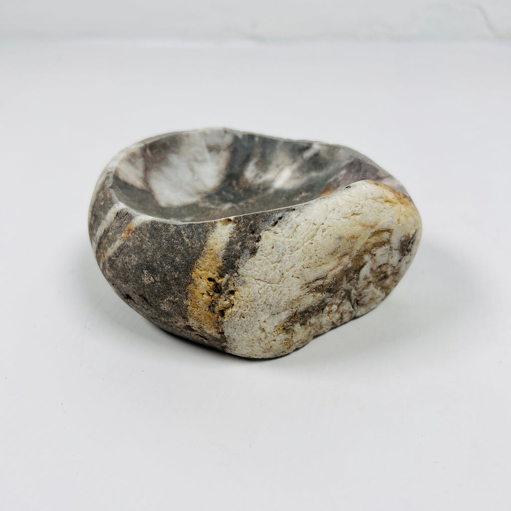 River Stone Grey White Striped Ash Tray