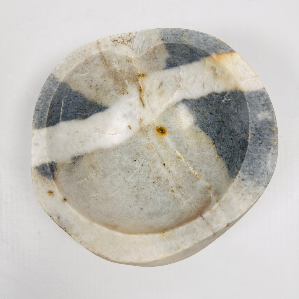 River Stone White Lined Grey Ash Tray