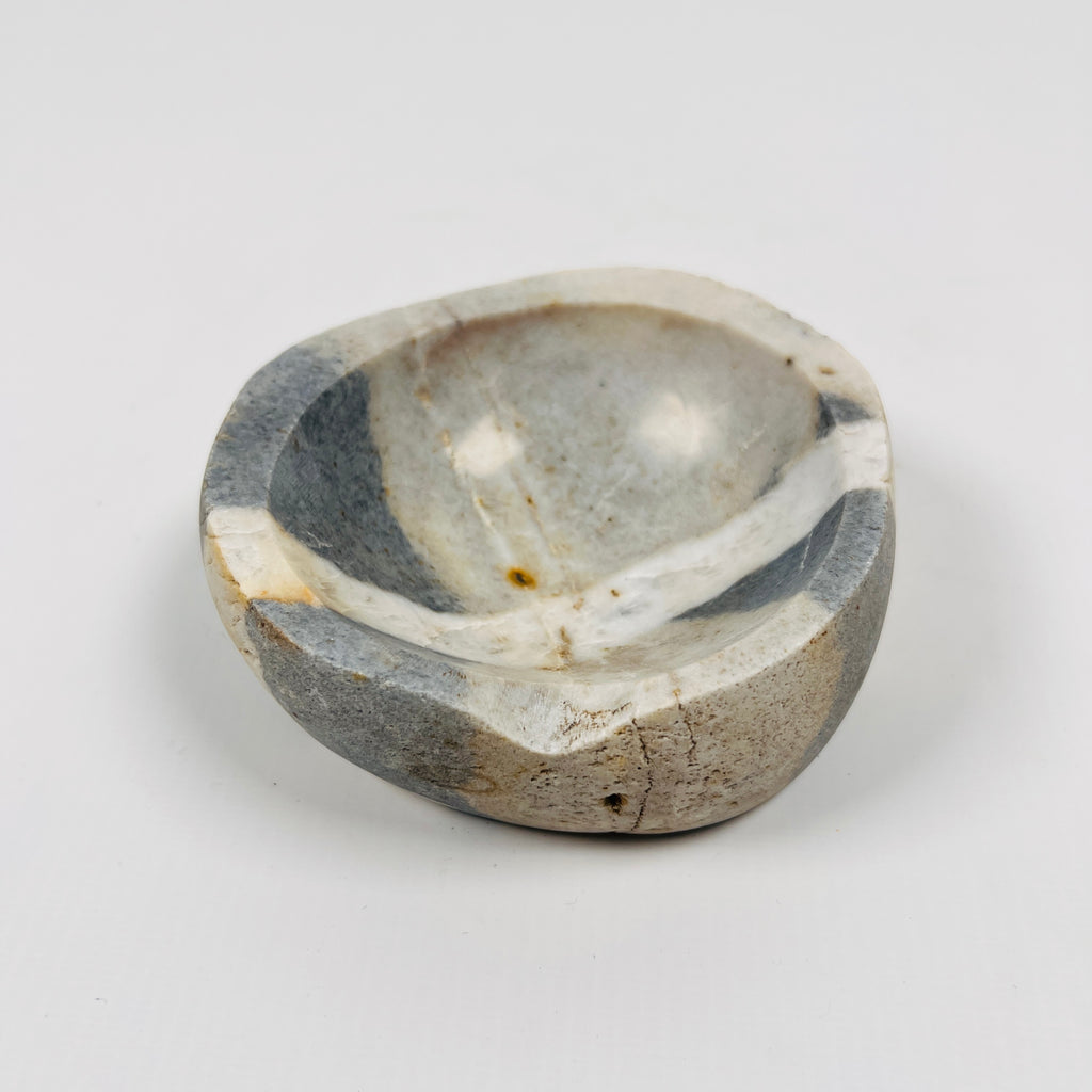 River Stone White Lined Grey Ash Tray