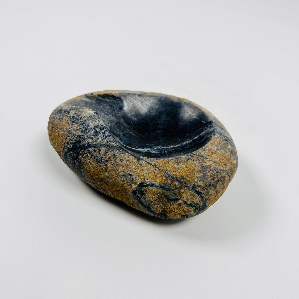 River Stone Midnight Streaked Ash Tray