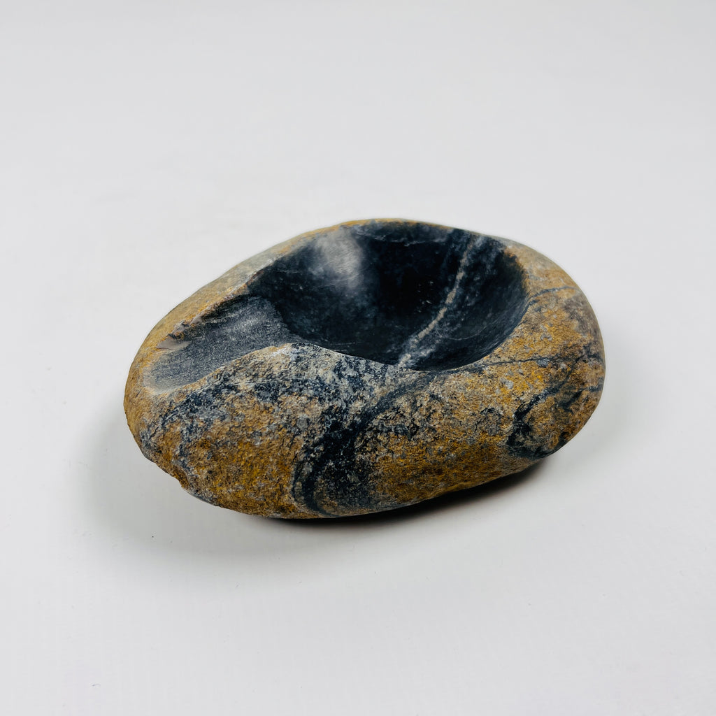 River Stone Midnight Streaked Ash Tray