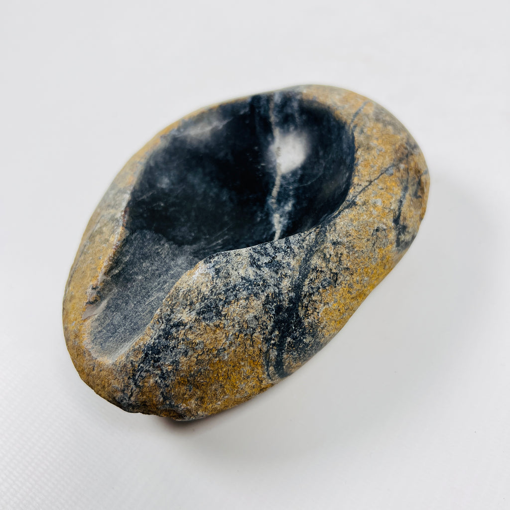 River Stone Midnight Streaked Ash Tray