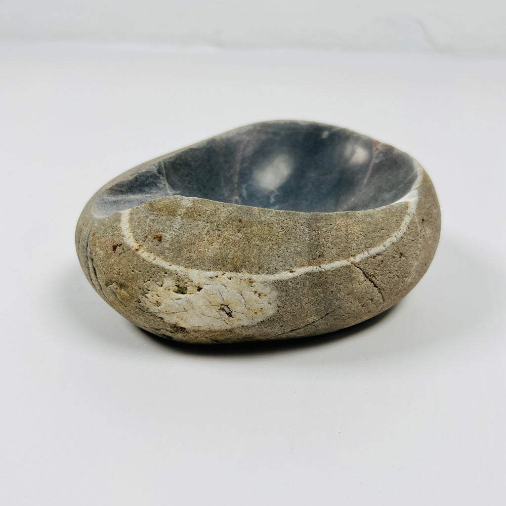 River Stone Dark Grey Lined Ash Tray