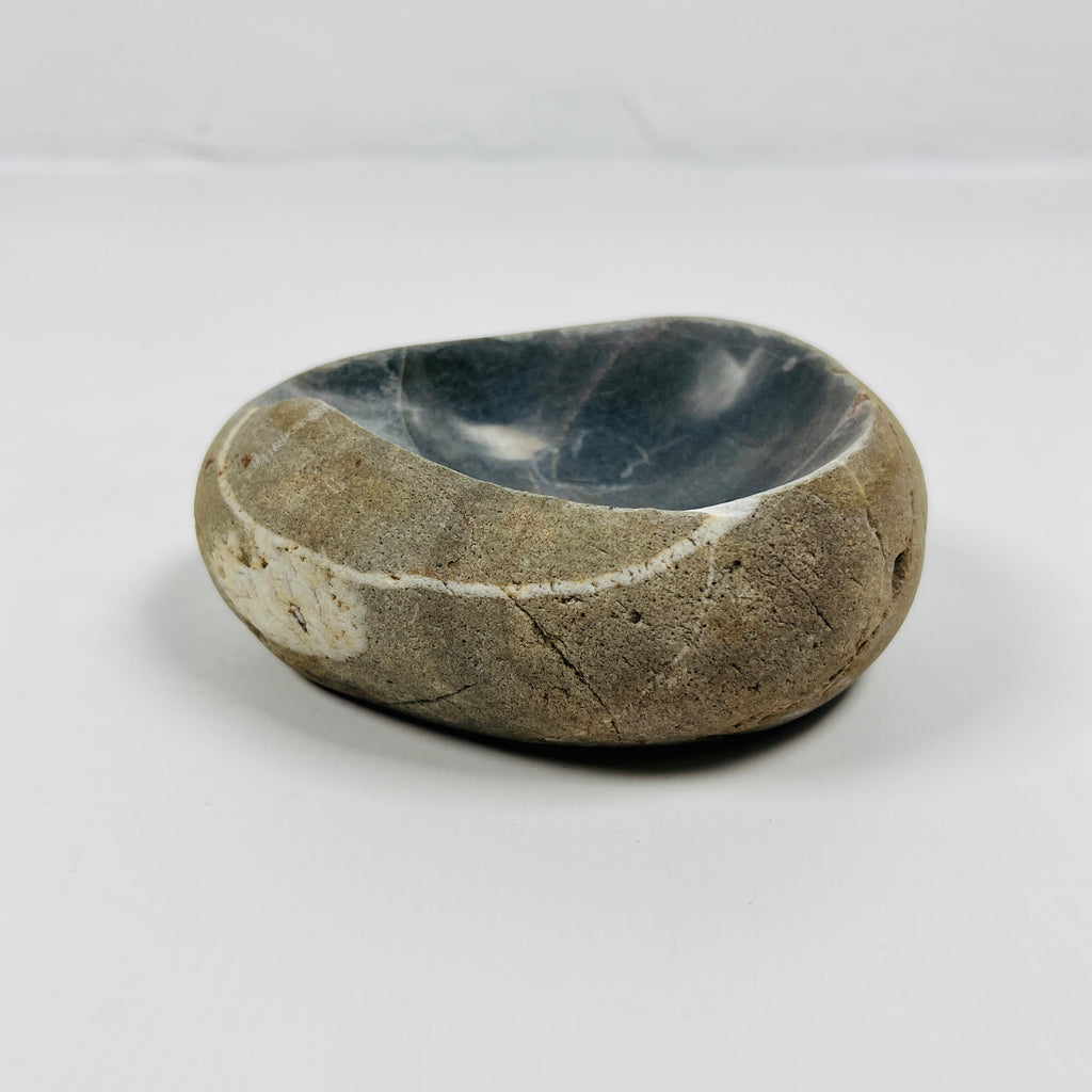 River Stone Dark Grey Lined Ash Tray