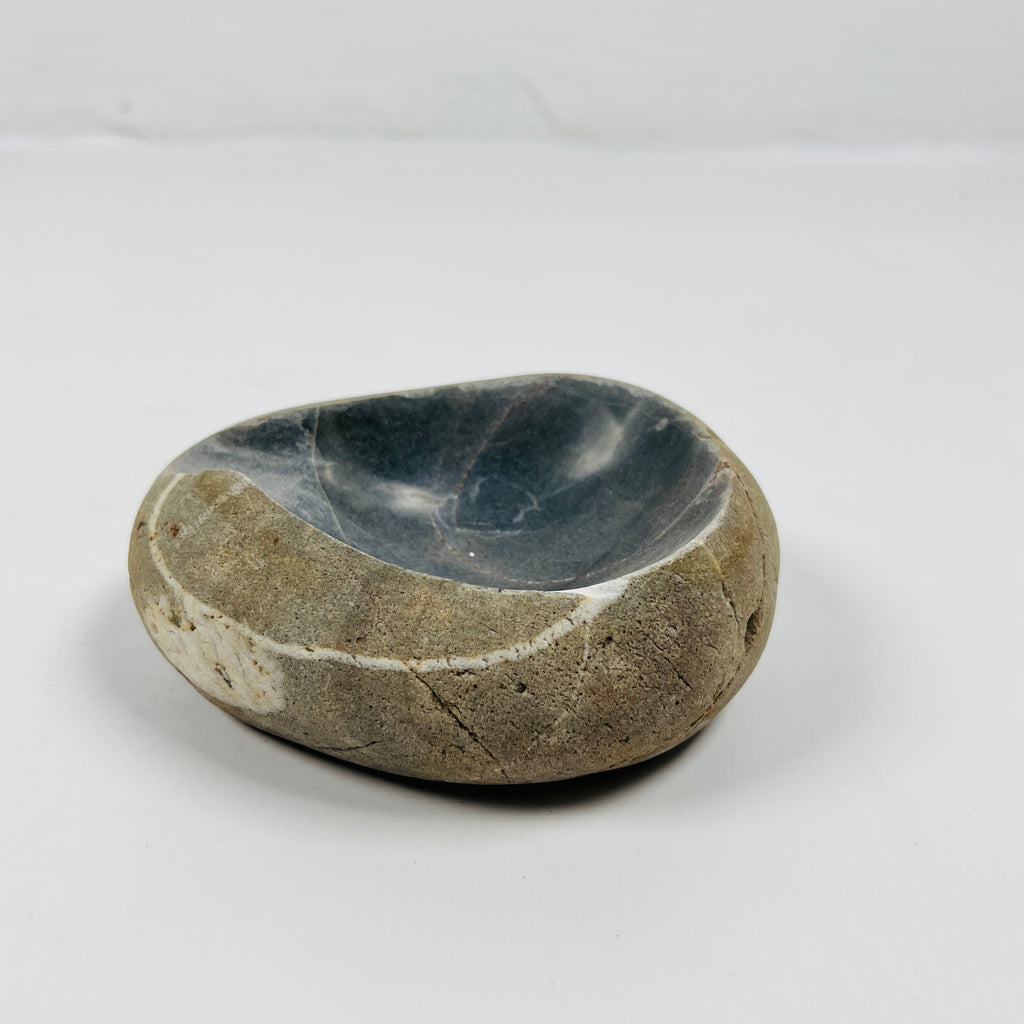 River Stone Dark Grey Lined Ash Tray