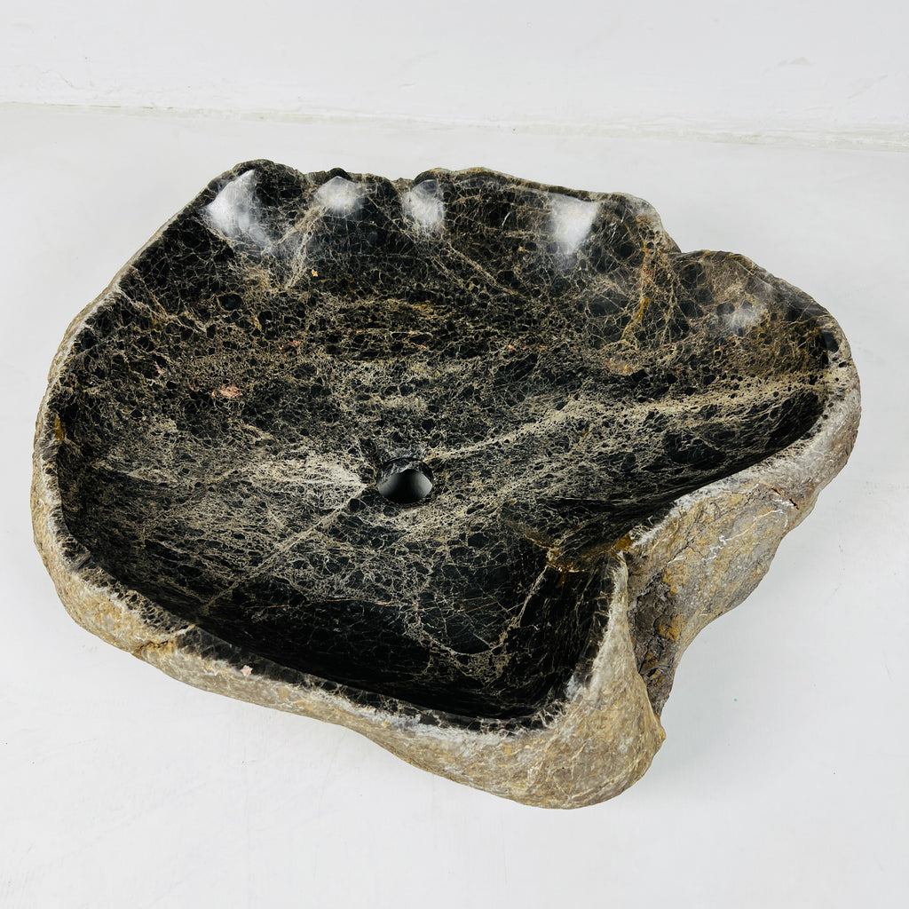 Panthra River Stone Sink