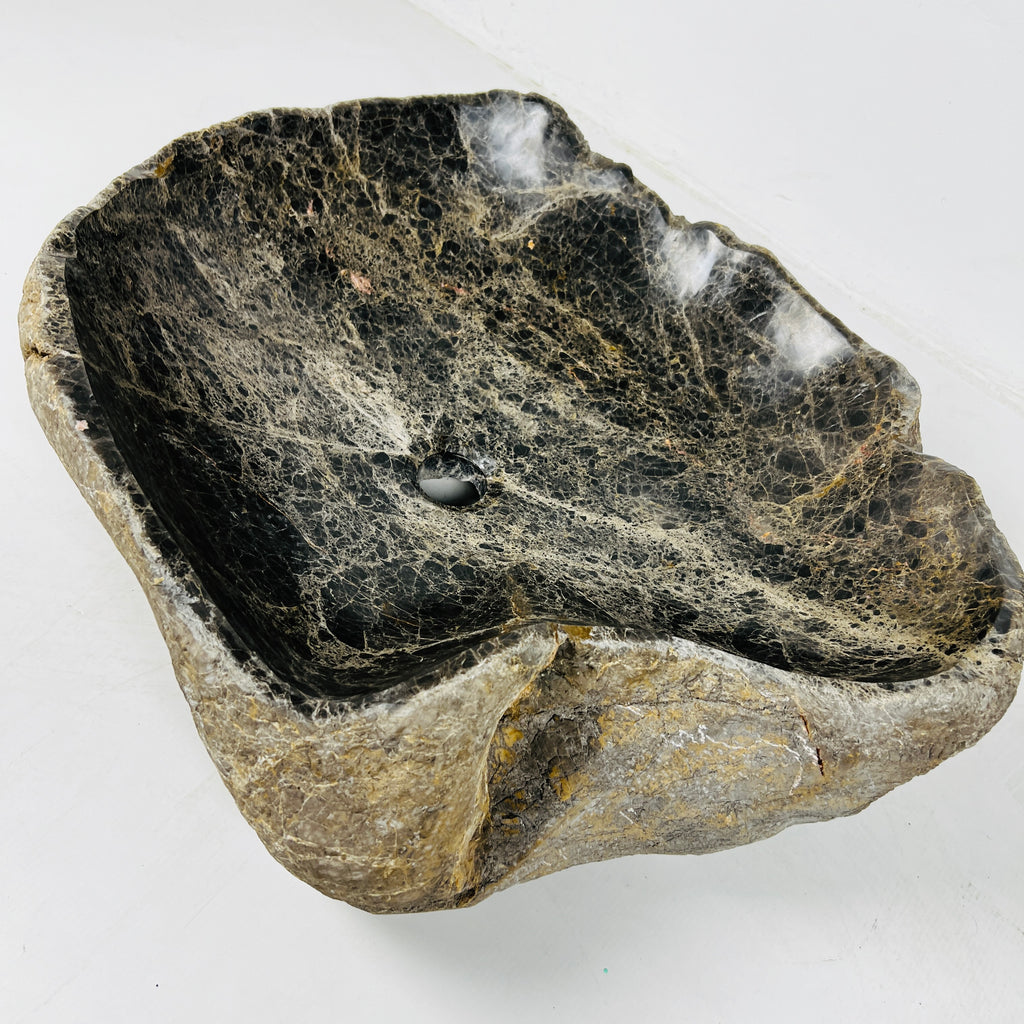 Panthra River Stone Sink