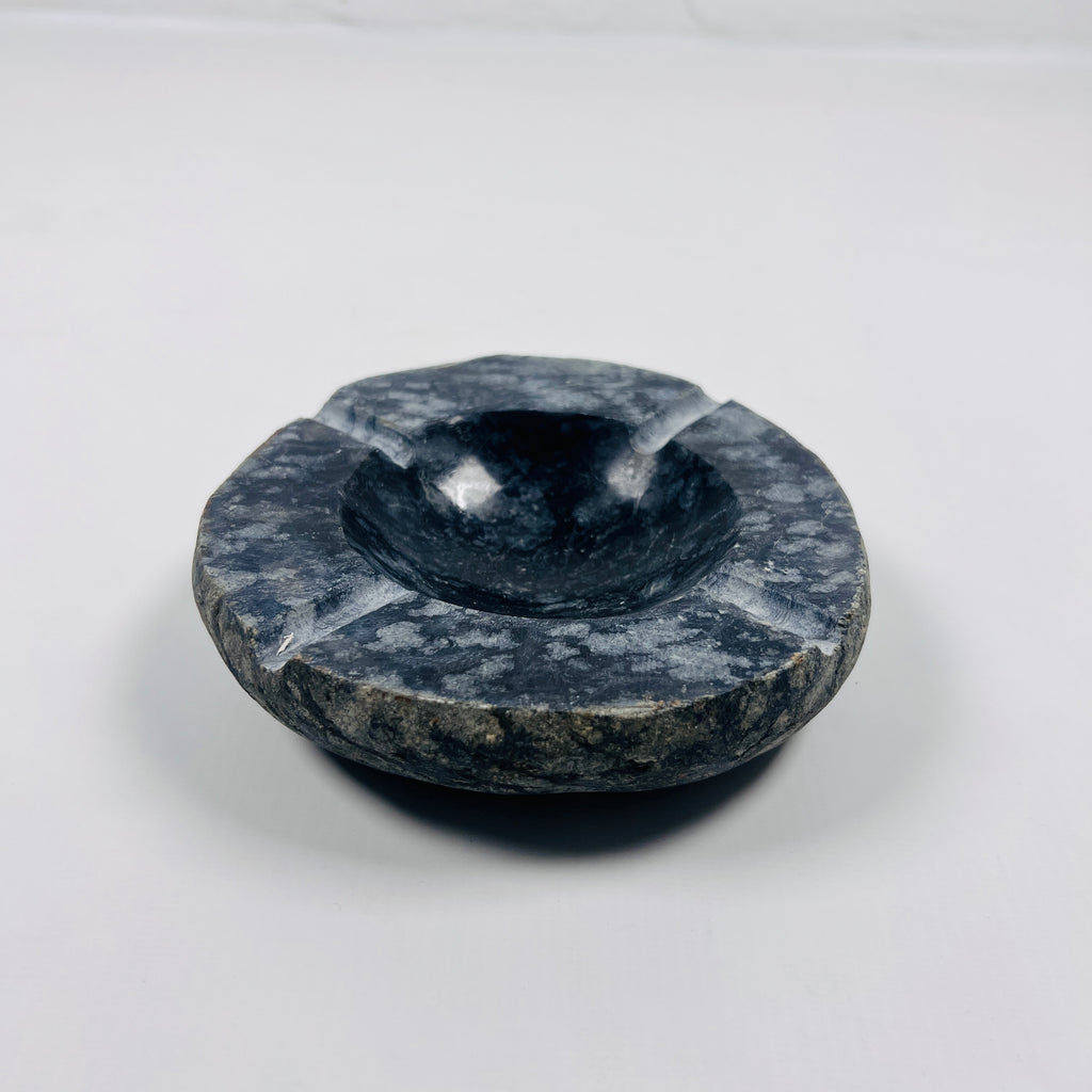 River Stone Cloudy Midnight Ash Tray